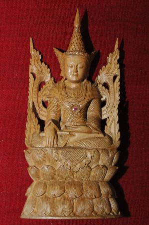 Buddha auf Lotosthron