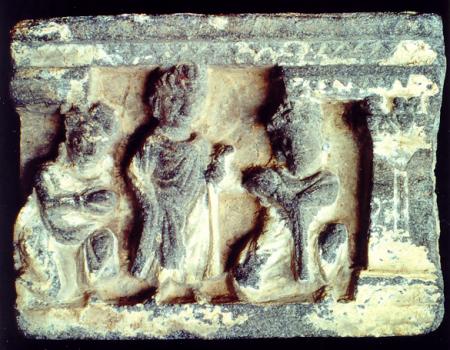 Stehender Buddha mit Adoranten