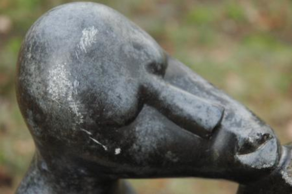 Skulptur Bitte (Teilansicht)