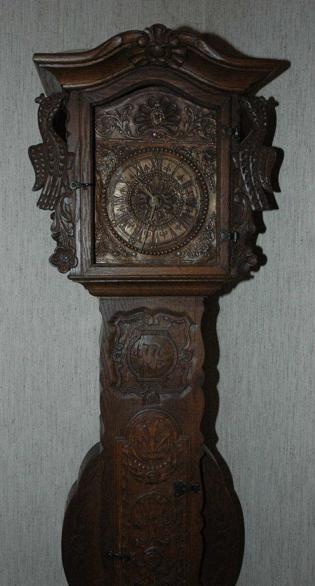Standuhr groß